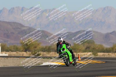 media/Nov-06-2022-SoCal Trackdays (Sun) [[208d2ccc26]]/Turn 14 (930am)/